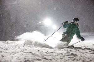 danielle 2017 ski web